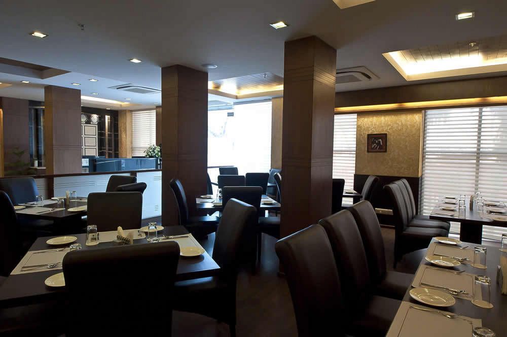 Divine Paradise Tavisha 3* New Delhi