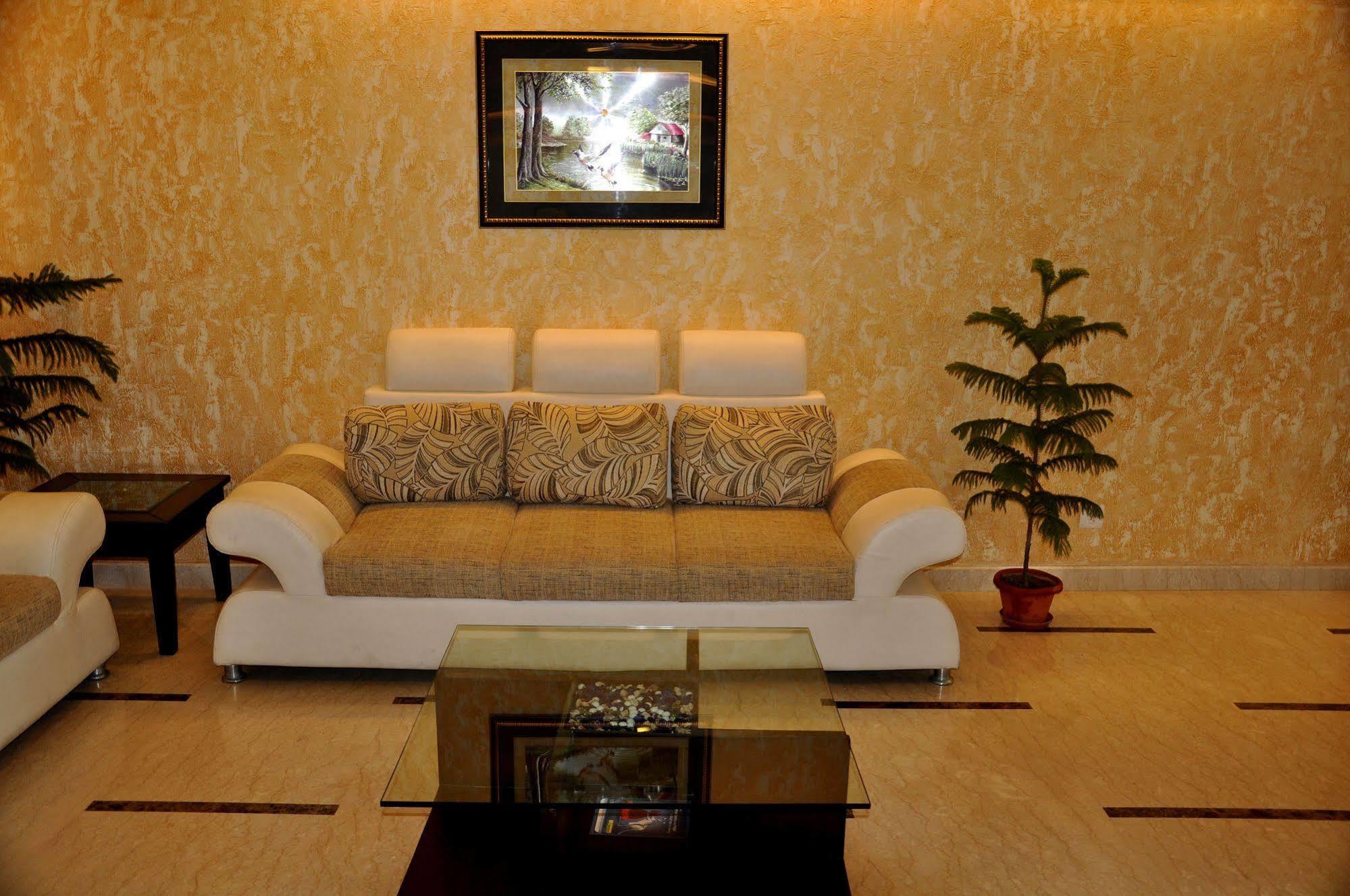Divine Paradise Tavisha 3*