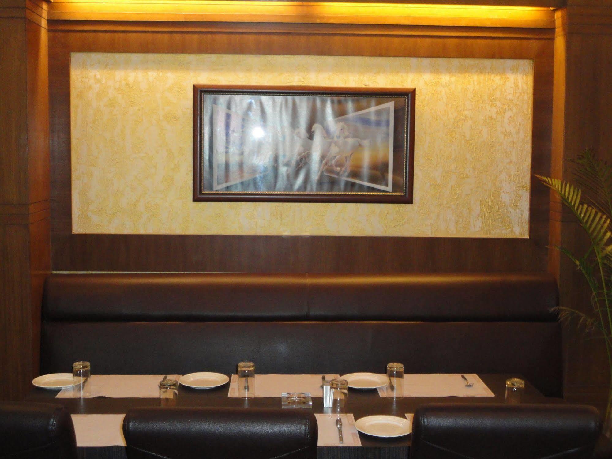 Hotel Divine Paradise Tavisha